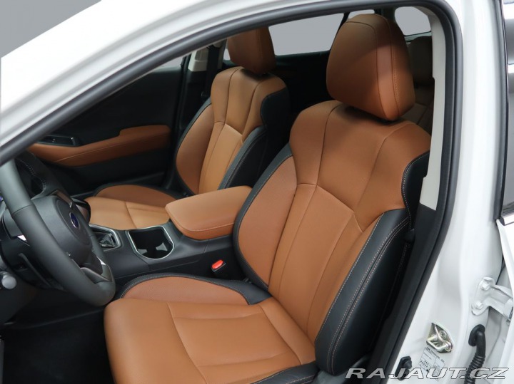 Subaru Outback 2.5i-T ES Tour Poslední š 2025