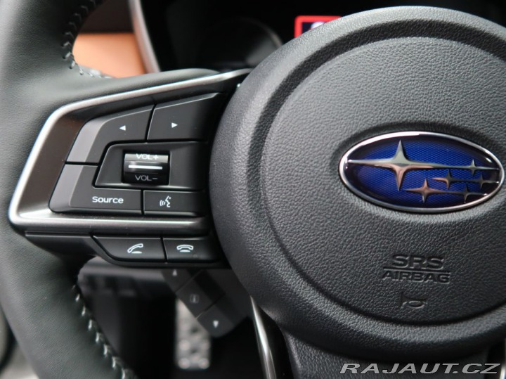 Subaru Outback 2.5i-T ES Tour Poslední š 2025