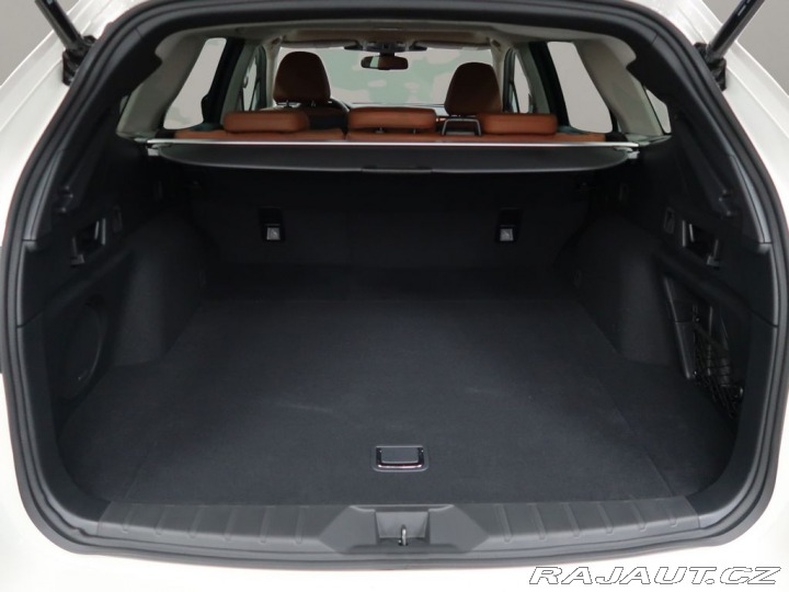 Subaru Outback 2.5i-T ES Tour Poslední š 2025