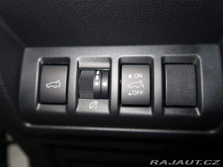 Subaru Outback 2.5i-T ES Tour Poslední š 2025