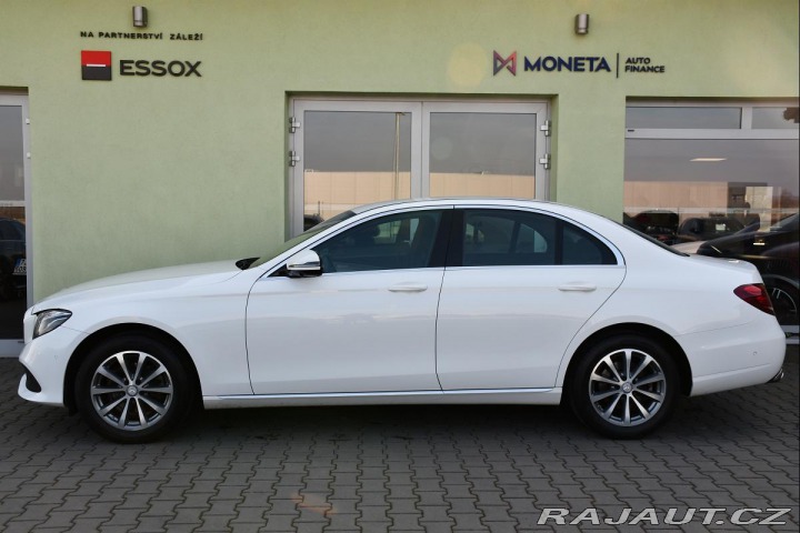 Mercedes-Benz E 220d 9G HUD K360°ČR 2016
