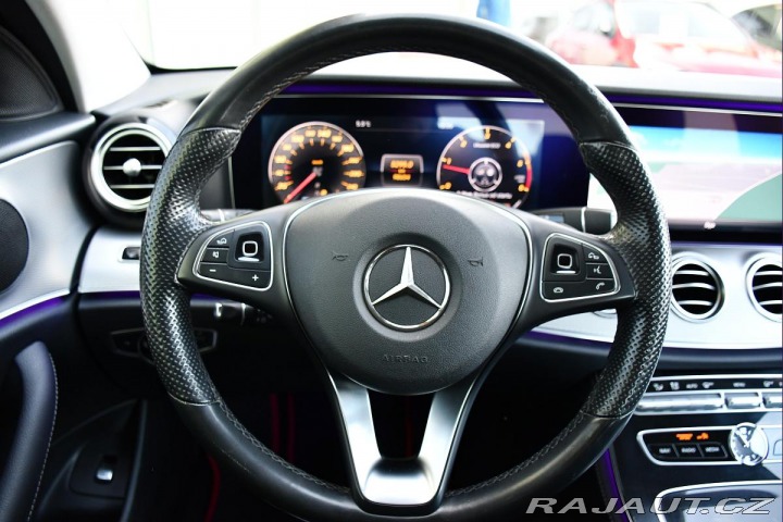 Mercedes-Benz E 220d 9G HUD K360°ČR 2016