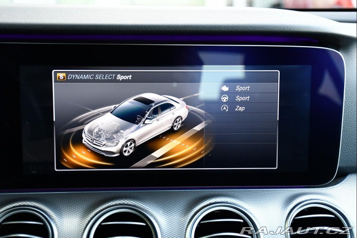 Mercedes-Benz E 220d 9G HUD K360°ČR 2016