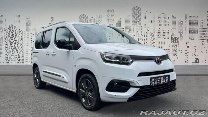 Toyota ProAce City Verso 1,5 Family City Verso Sh 2024