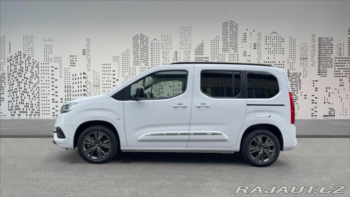 Toyota ProAce City Verso 1,5 Family City Verso Sh 2024