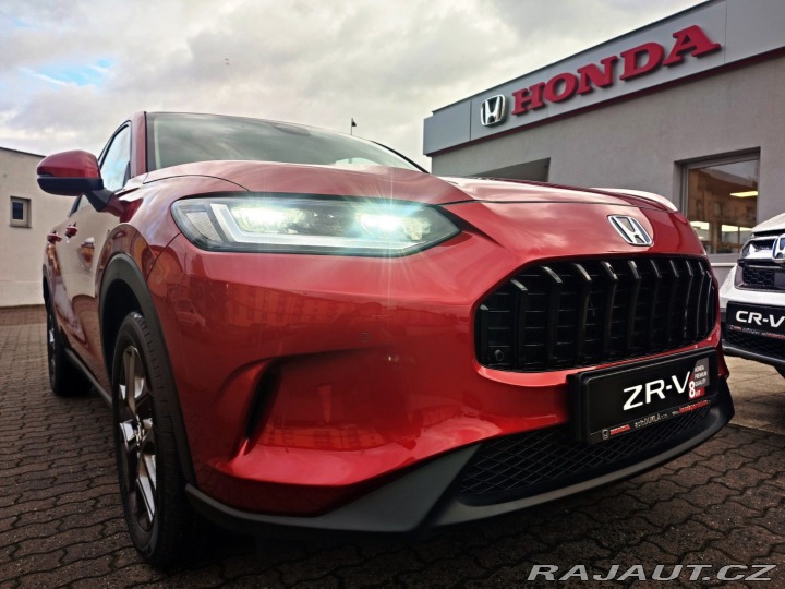 Honda ZR-V 2.0eHEV 135kW ELEGANCE SK 2025