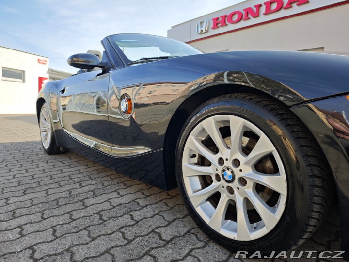 BMW Z4 3.0i Roadster 170kW MT6 2003