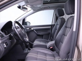 Volkswagen Touran 1,6 TDI DSG Match Navi 1. 2012