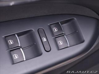 Volkswagen Touran 1,6 TDI DSG Match Navi 1. 2012