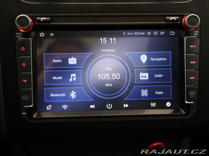Volkswagen Touran 2,0 TDI 103kW DSG Highlin 2012