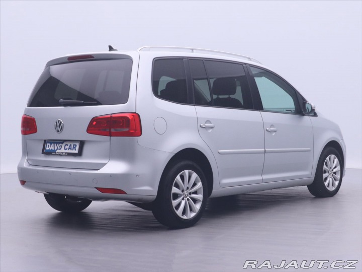 Volkswagen Touran 2,0 TDI 103kW DSG Highlin 2012