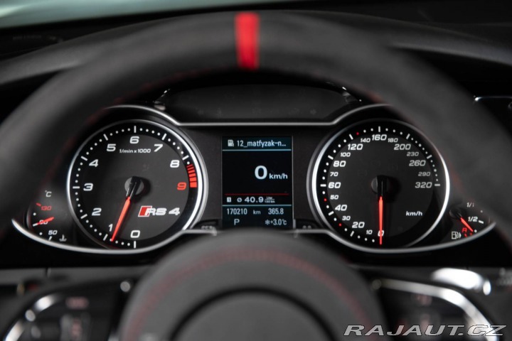 Audi RS4 RS4 4.2 FSI quattro 2013