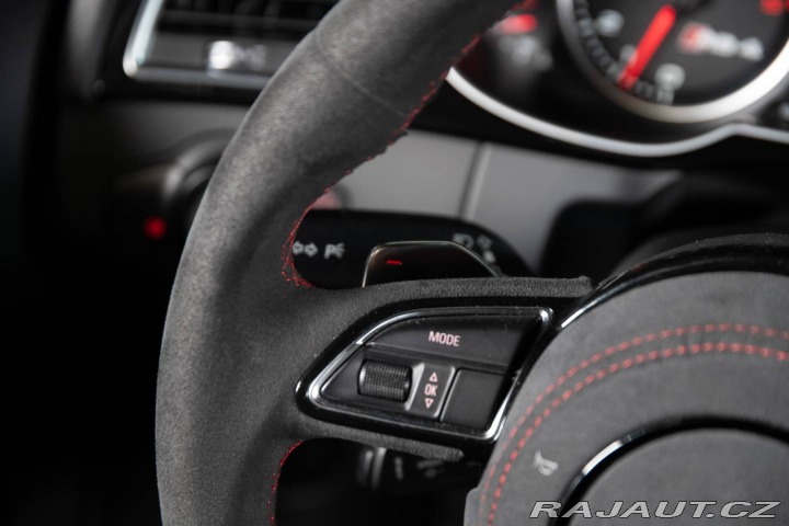 Audi RS4 RS4 4.2 FSI quattro 2013
