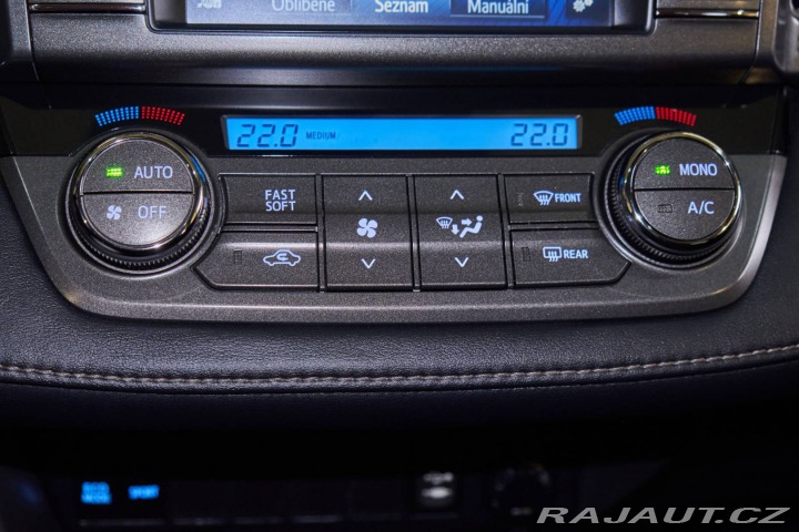 Toyota RAV4 2.2 l D-CAT Style 2014
