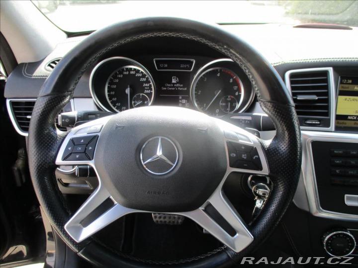 Mercedes-Benz M 2,2 ML 250 BlueTEC 4Matic 2012