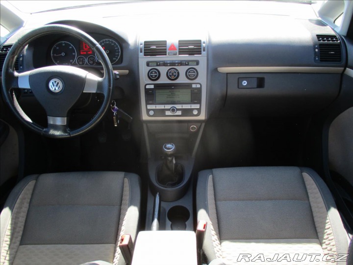 Volkswagen Touran 1,9 TDI 77KW CrossTouran 2008