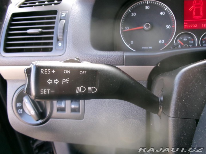 Volkswagen Touran 1,9 TDI 77KW CrossTouran 2008