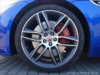 Jaguar F-Type 5,0 P450 V8 R-Dynamic RWD 2022