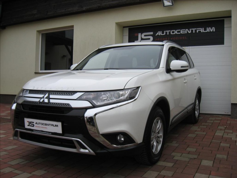 Mitsubishi Outlander 2,0 150PS  Intense M/T LP