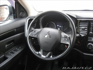 Mitsubishi Outlander 2,0 150PS  Intense M/T LP 2019