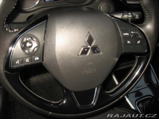 Mitsubishi Outlander 2,0 150PS  Intense M/T LP 2019