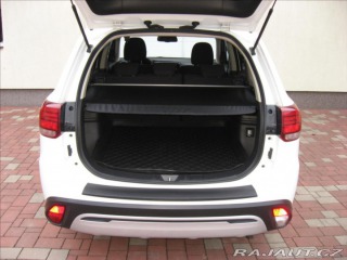 Mitsubishi Outlander 2,0 150PS  Intense M/T LP 2019