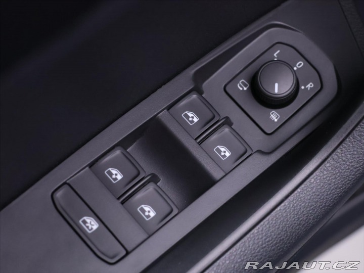 Škoda Karoq 2,0 TDI 110kW DSG CZ Spor 2024