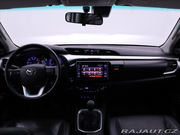 Toyota Hilux 2,4 D-4D 4x4 CZ Executive 2017
