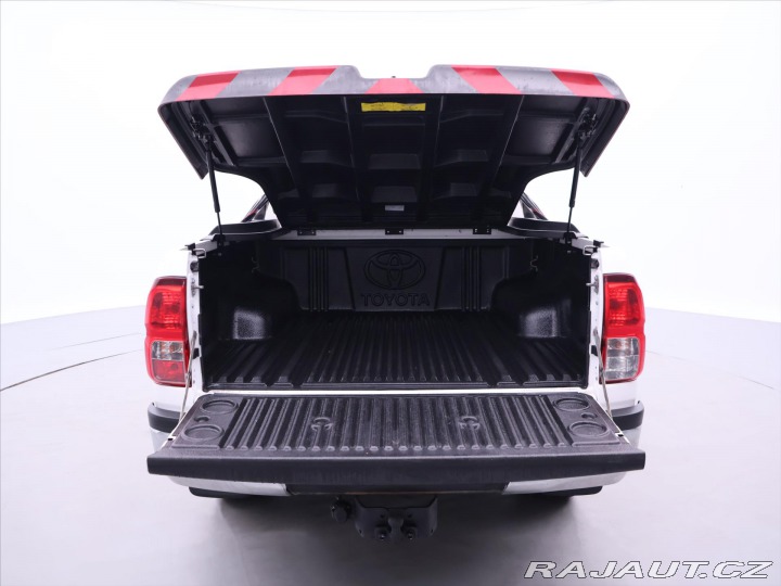 Toyota Hilux 2,4 D-4D 4x4 CZ Executive 2017