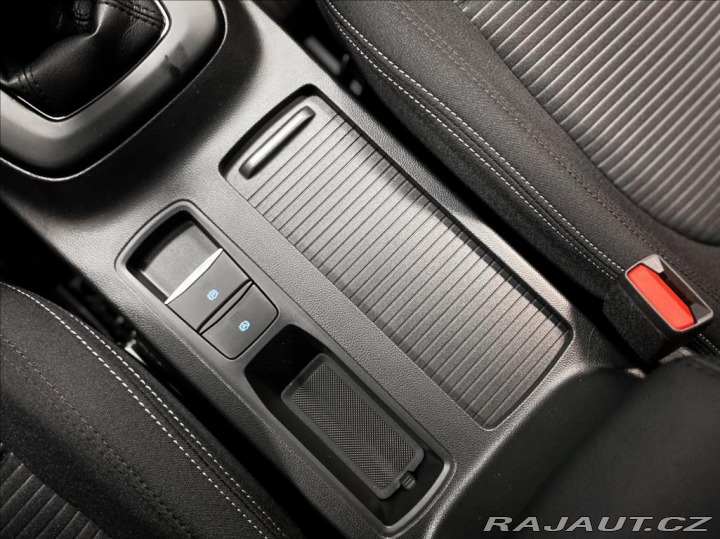 Ford Focus 1.0 EcoBoost Titanium 2025