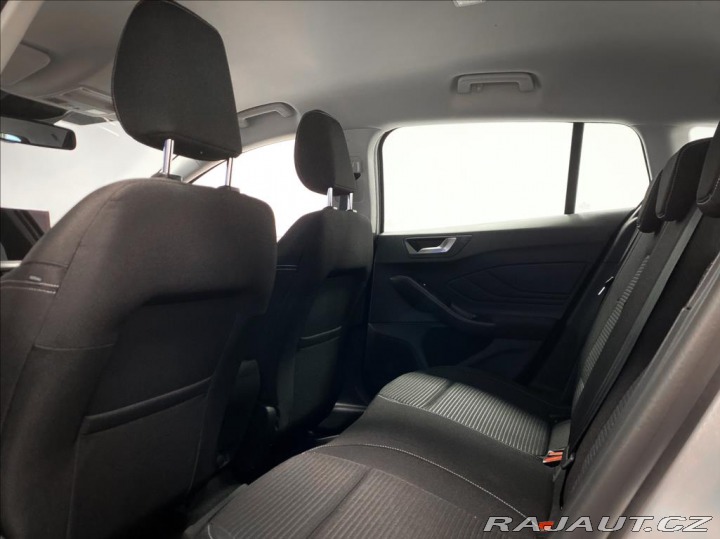 Ford Focus 1.0 EcoBoost Titanium 2025