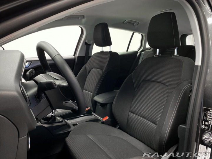 Ford Focus 1.0 EcoBoost Titanium 2025