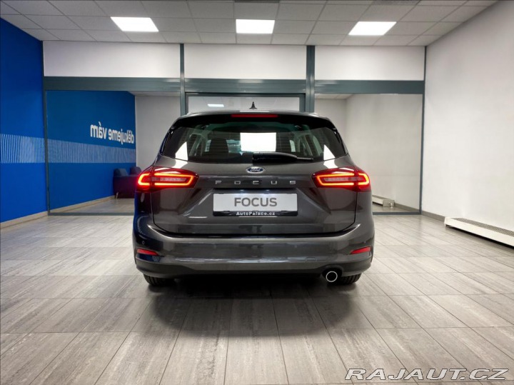 Ford Focus 1.0 EcoBoost Titanium 2025
