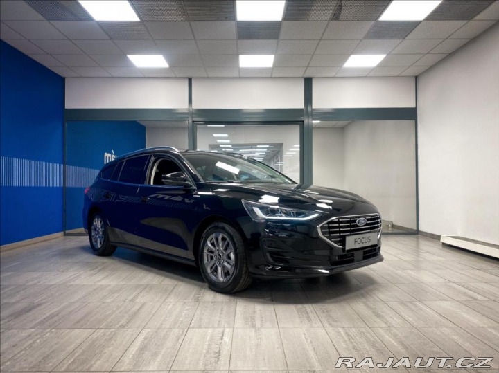Ford Focus 1.0 EcoBoost Titanium 2025