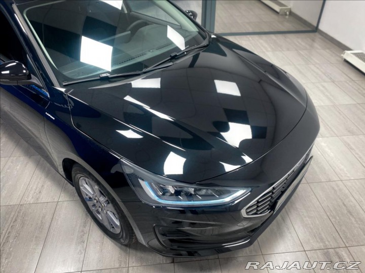 Ford Focus 1.0 EcoBoost Titanium 2025