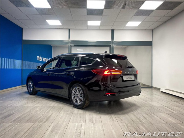 Ford Focus 1.0 EcoBoost Titanium 2025