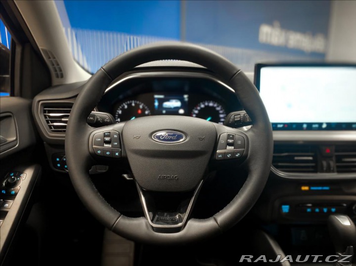 Ford Focus 1.0 EcoBoost Titanium 2025