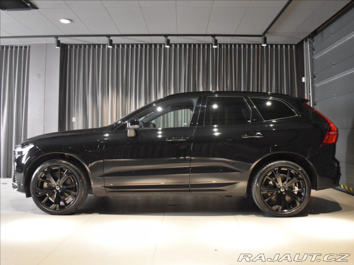 Volvo XC60 2,0 T6 AWD Black Edition 2024