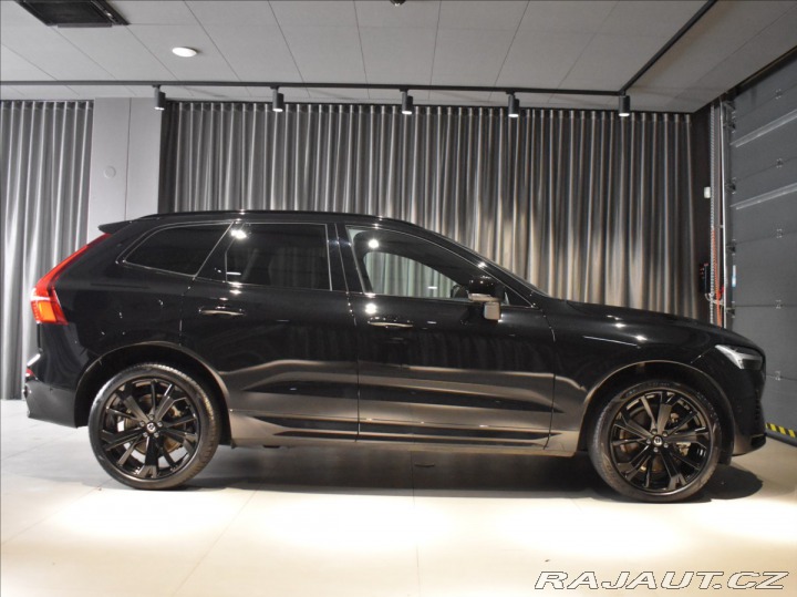 Volvo XC60 2,0 T6 AWD Black Edition 2024