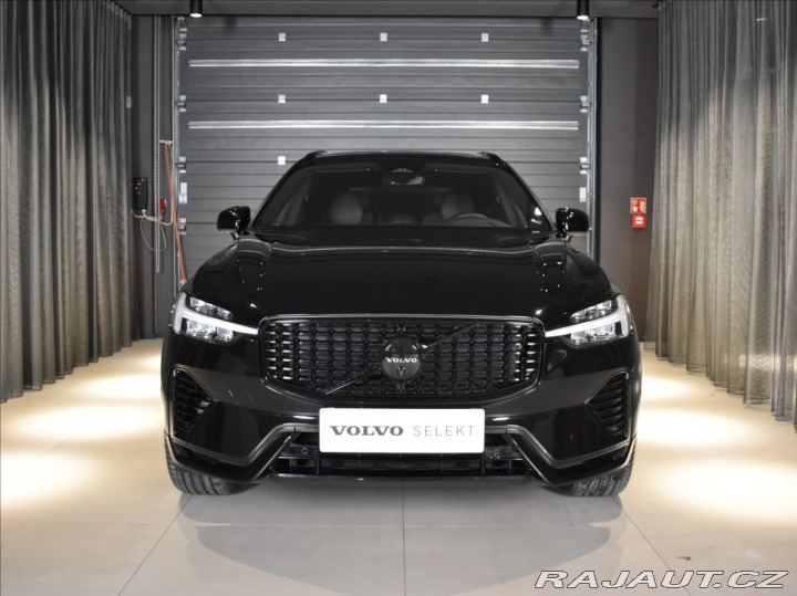 Volvo XC60 2,0 T6 AWD Black Edition 2024