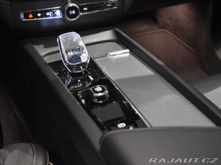 Volvo XC60 2,0 T6 AWD Black Edition 2024