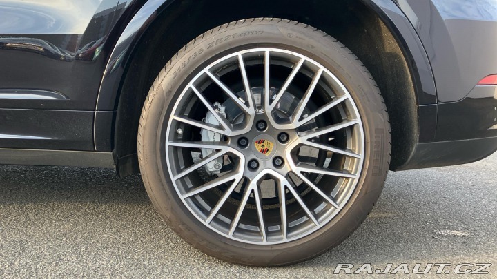 Porsche Cayenne Turbo 2018