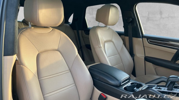 Porsche Cayenne Turbo 2018