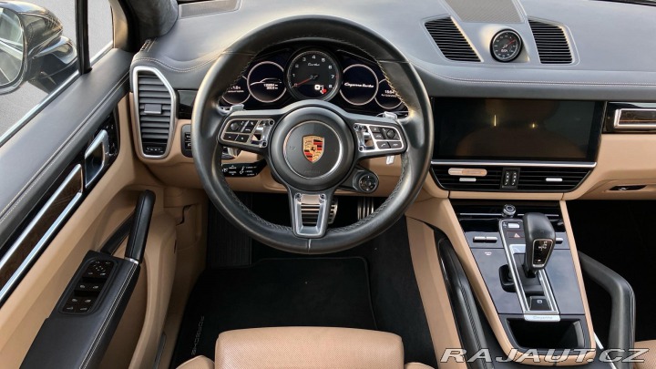 Porsche Cayenne Turbo 2018