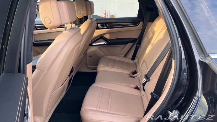 Porsche Cayenne Turbo 2018