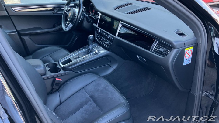 Porsche Macan S 2021