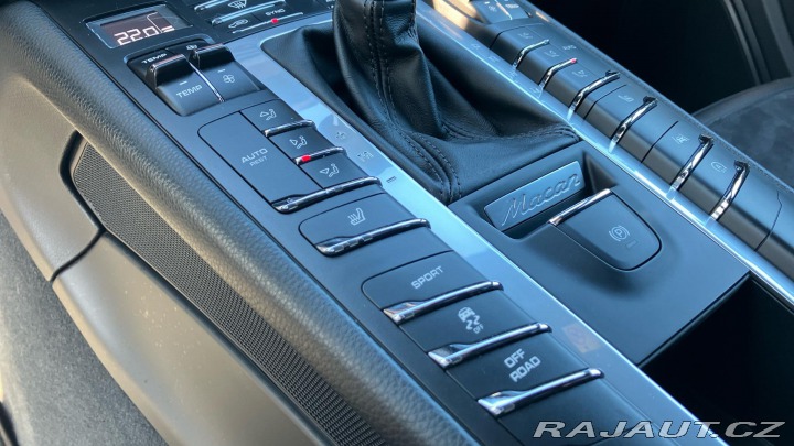 Porsche Macan S 2021