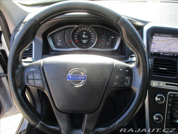 Volvo XC60 2,4 D4 MOMENTUM AWD GPS A 2013