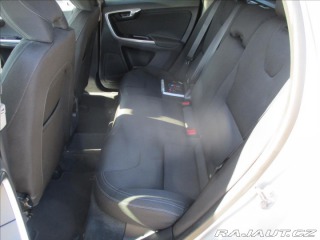 Volvo XC60 2,4 D4 MOMENTUM AWD GPS A 2013