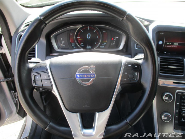 Volvo XC60 2,4 D4 Summum AWD AT GPS 2014